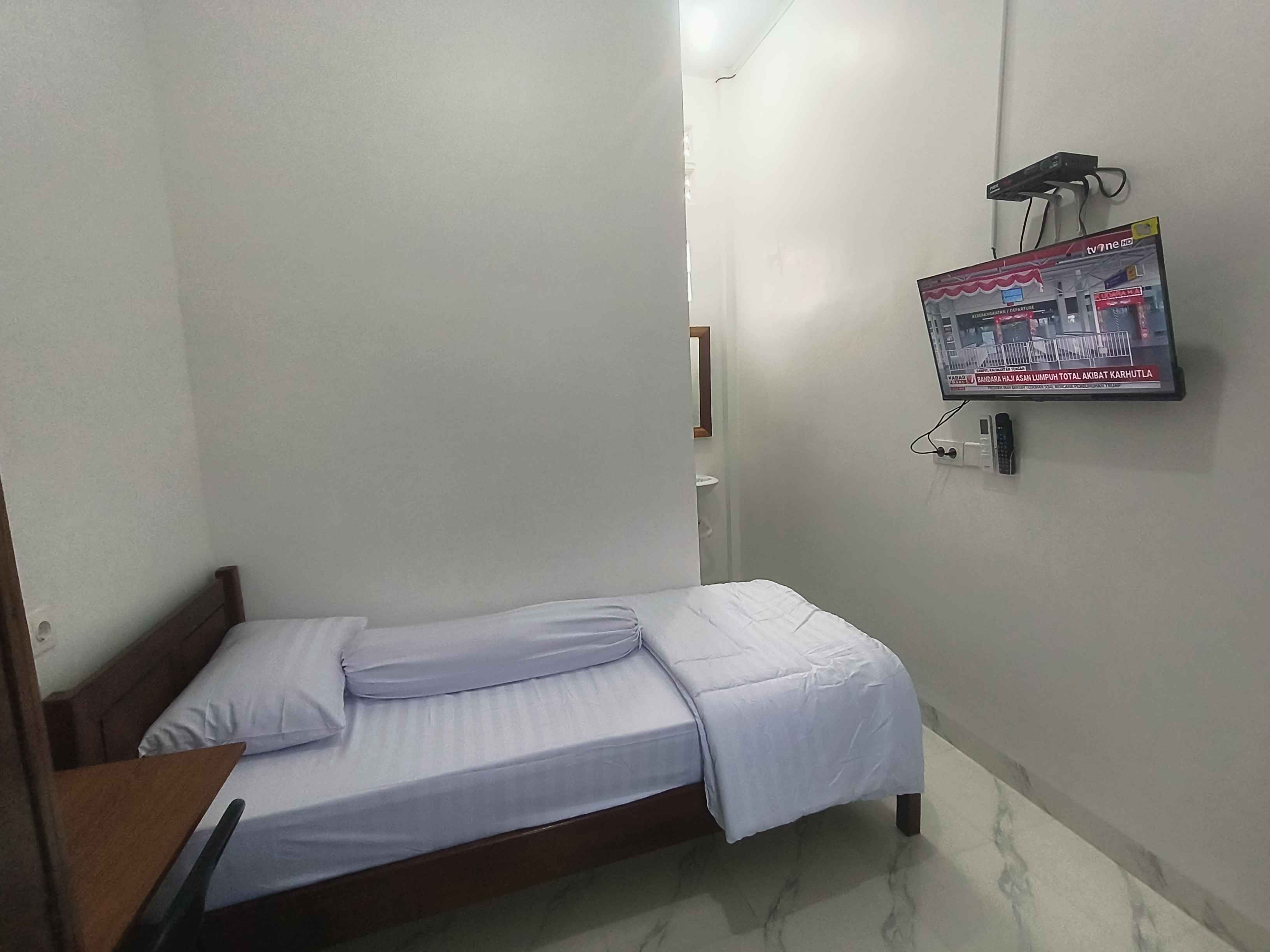 Kamar 06