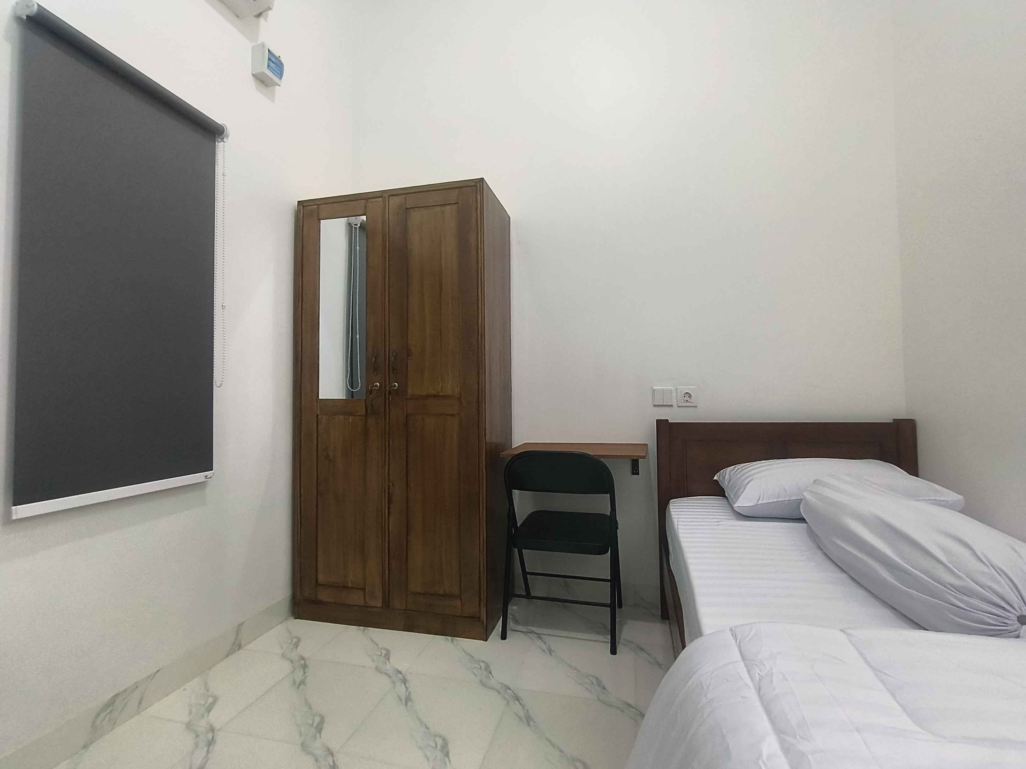 Kamar 04
